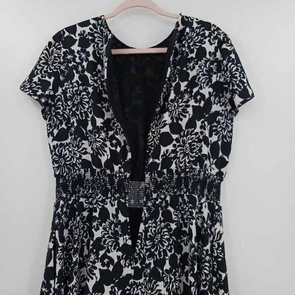 Brooks Brothers Black White Floral Print Dress Smocked Waist Pockets - Picture 6 of 10